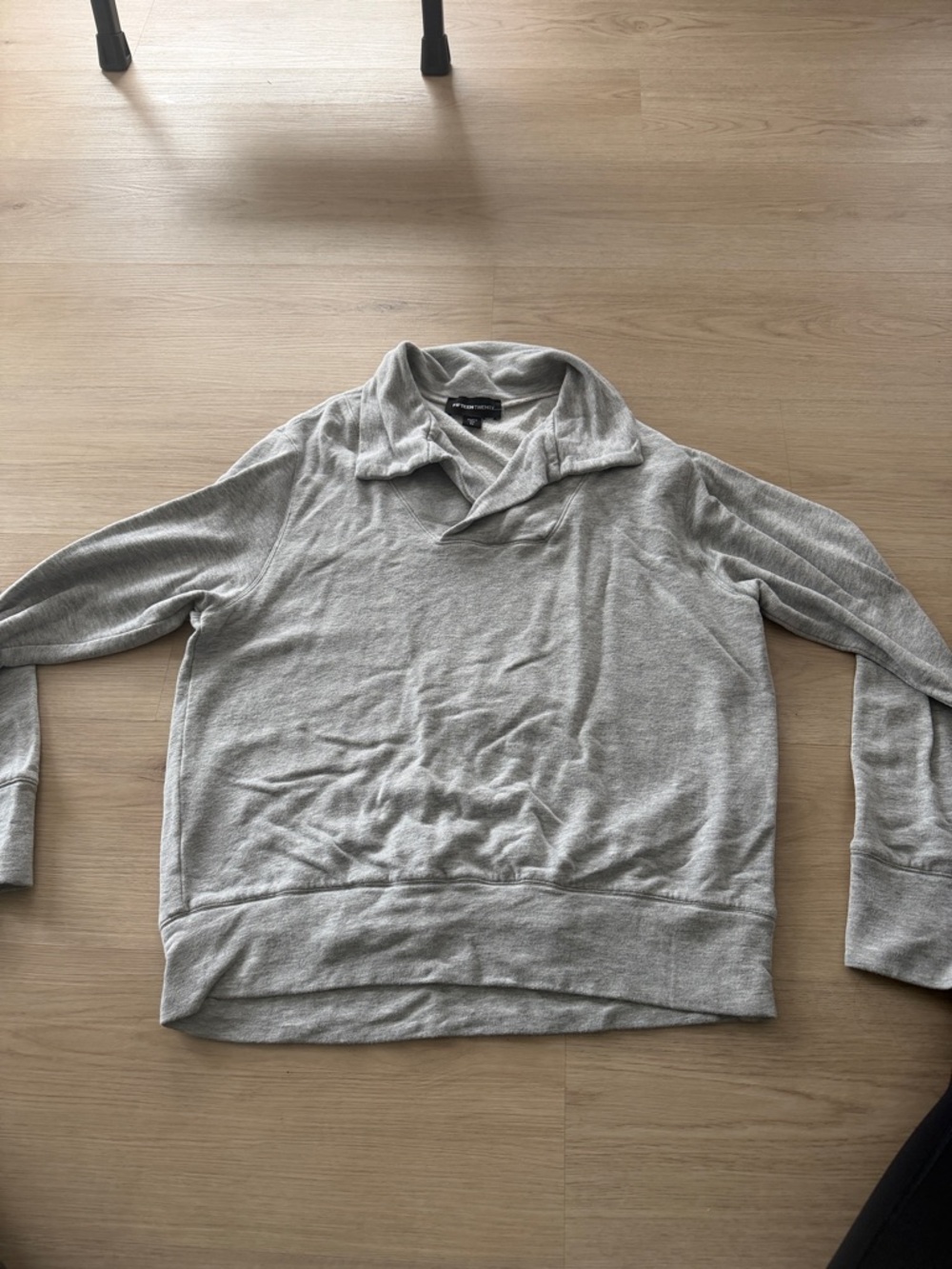 Fifteen Twenty Men's Light Gray V-Neck Sweater